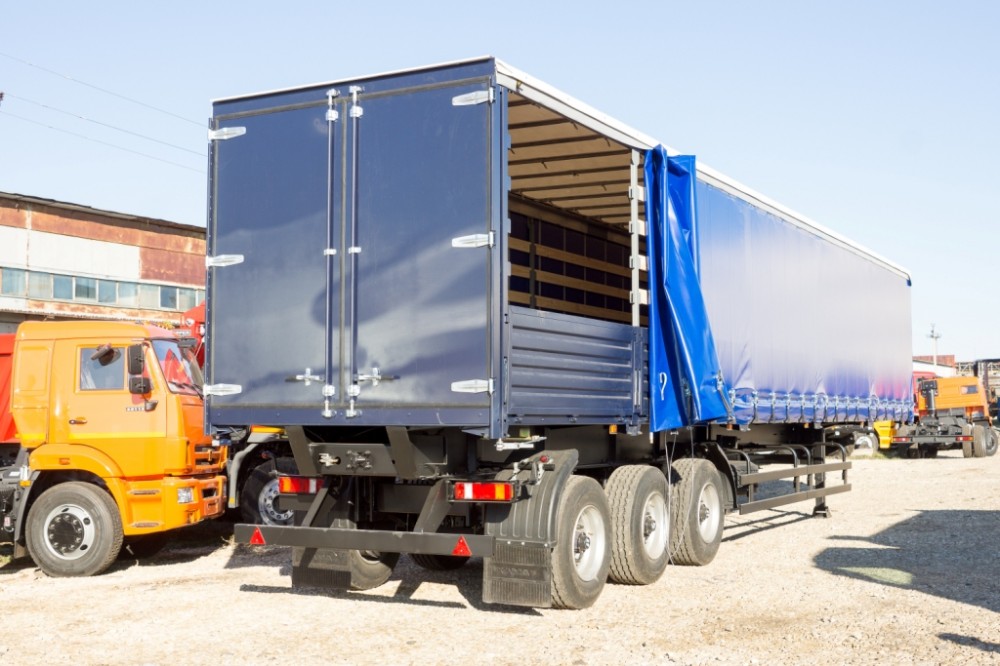 Шторный полуприцеп 9408-15